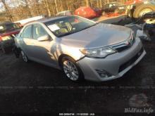 Toyota Camry Hybrid Xle/Le 2012 Silver 2.5L
