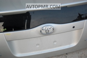 Эмблема Toyota двери багажника Toyota Prius 20 04-09