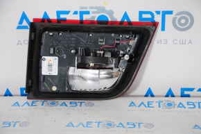 Фонарь внутренний (крышка багажника) правый BMW X5 E70 11-13 рест трещины на стекле